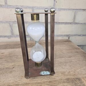 Vintage Hour Glass